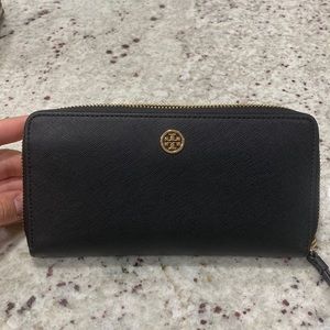 Tory Burch walet